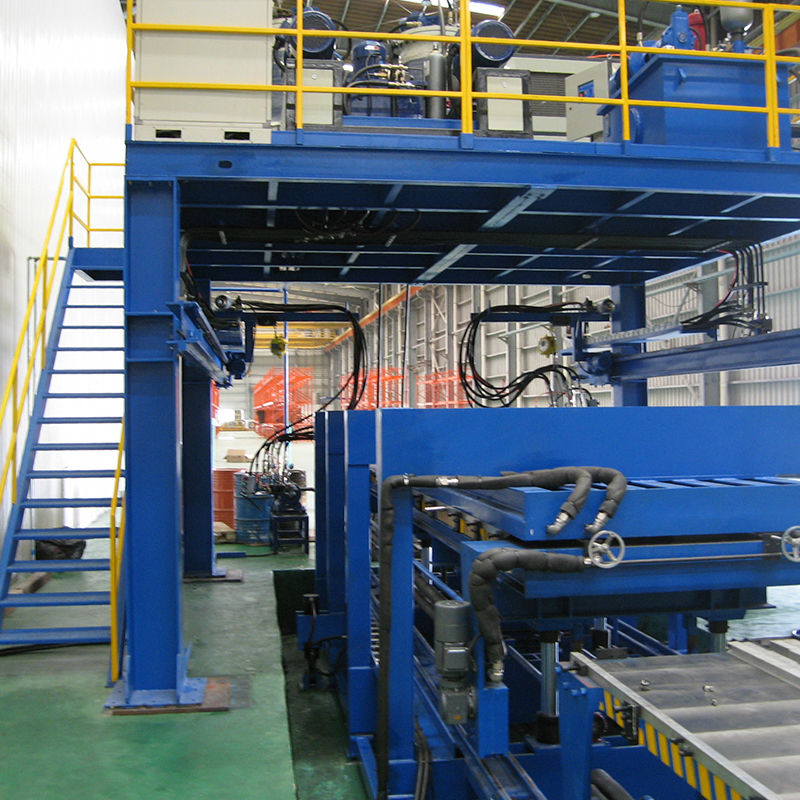 PSP系列夹芯板复合发泡设备